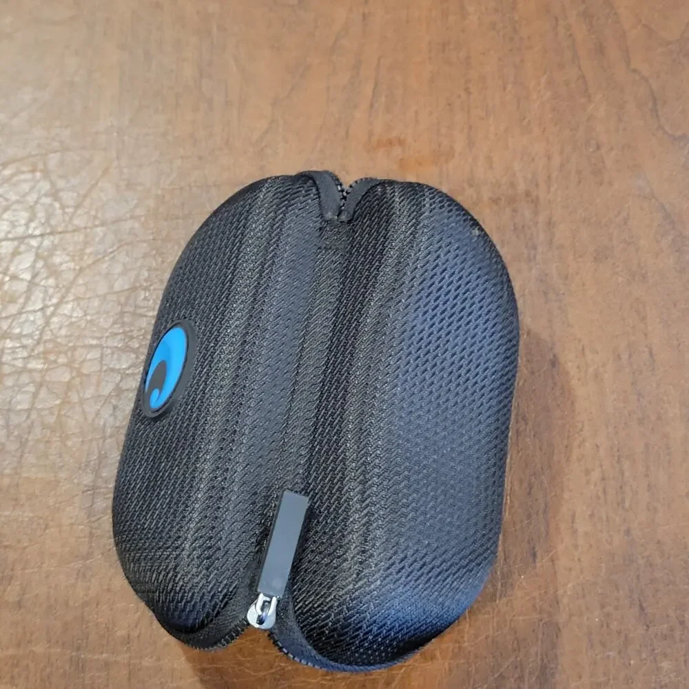 Costa Del Mar Black Zippered Sunglasses Case Black with Blue logo